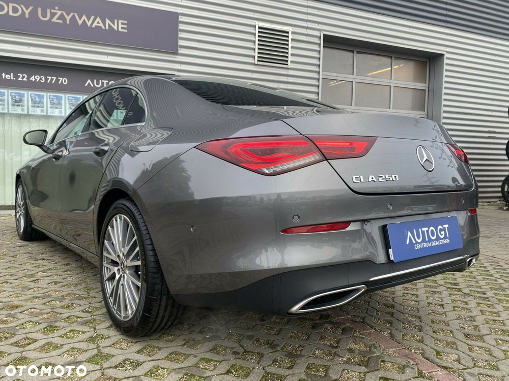 Mercedes-Benz CLA 250 Progressive 7G-DCT - 22
