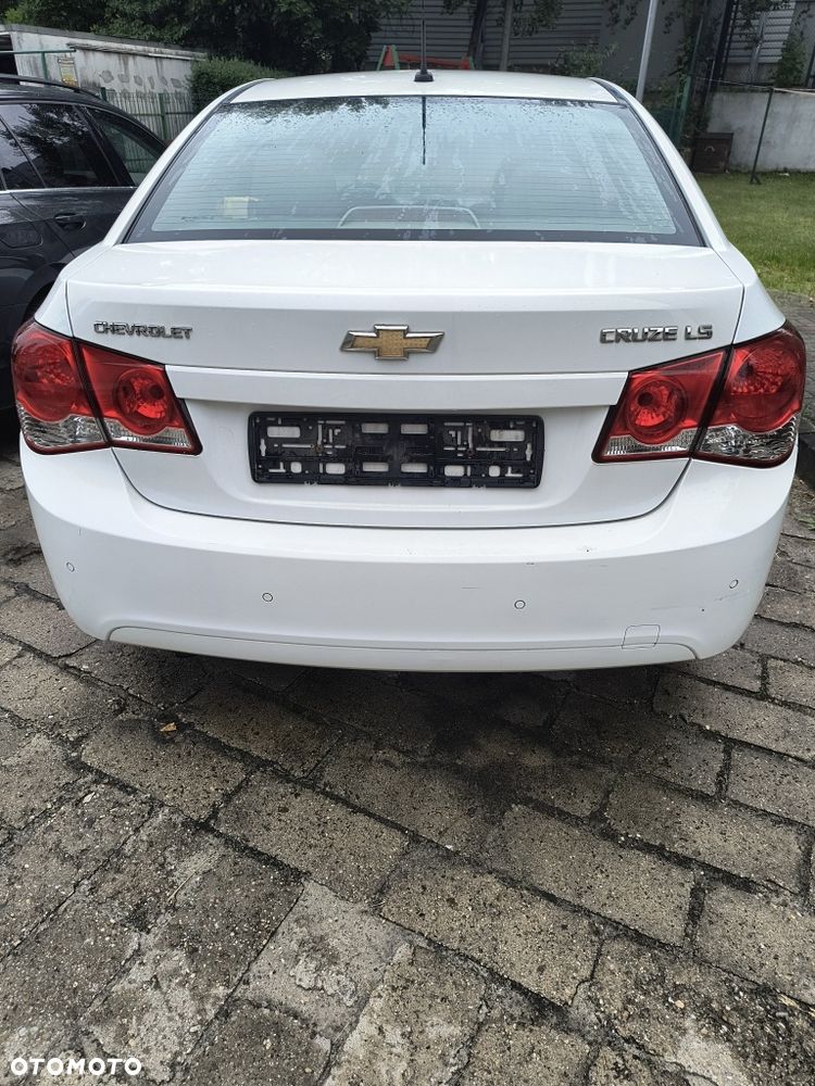 Chevrolet Cruze - 4