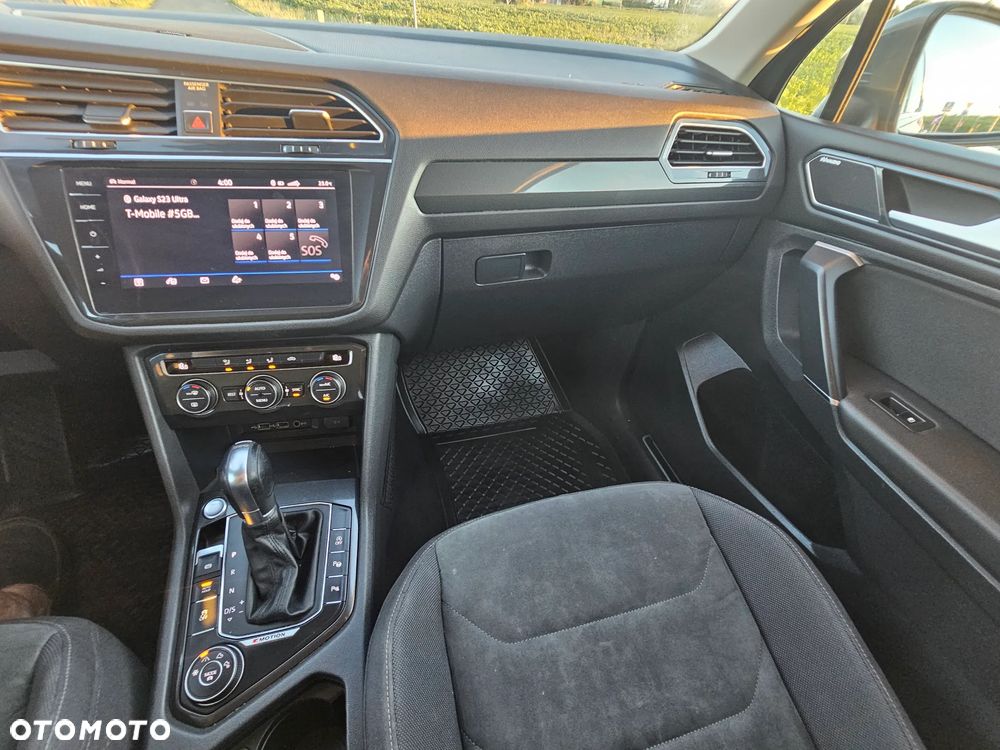 Volkswagen Tiguan Allspace 2.0 TSI 4Mot Highline DSG - 13