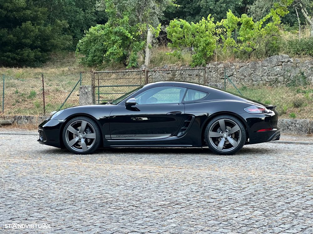 Porsche 718 Cayman T - 4