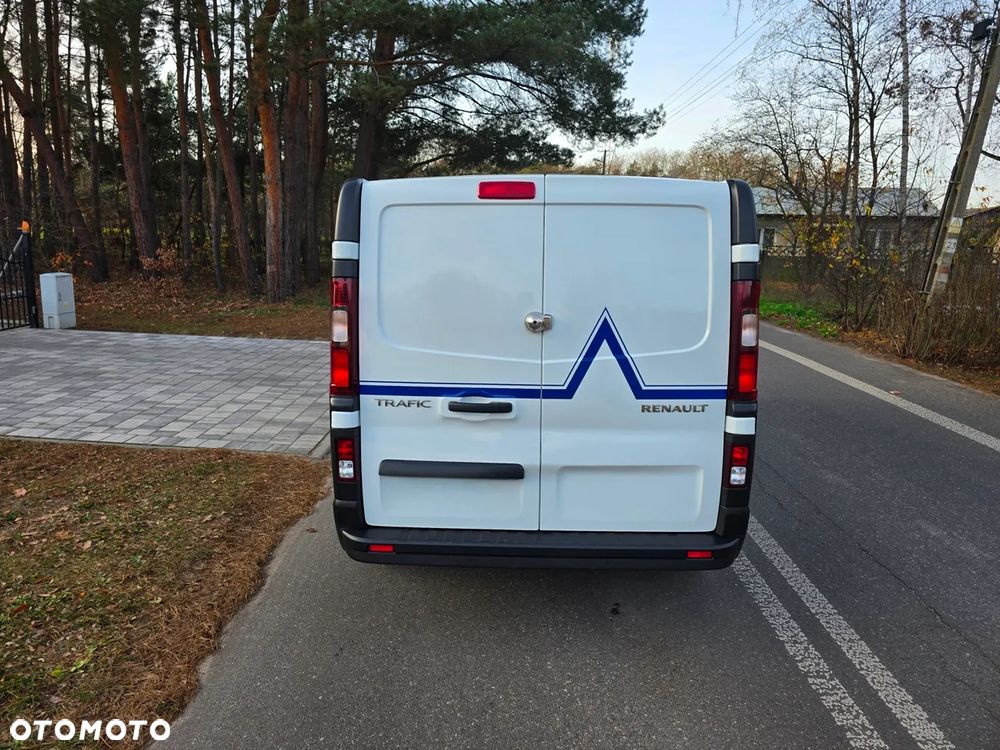 Renault TRAFIC - 9
