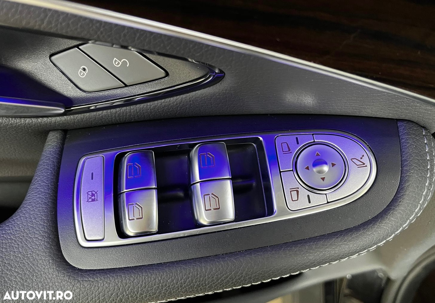 Mercedes-Benz GLC Coupe 300 4MATIC - 31