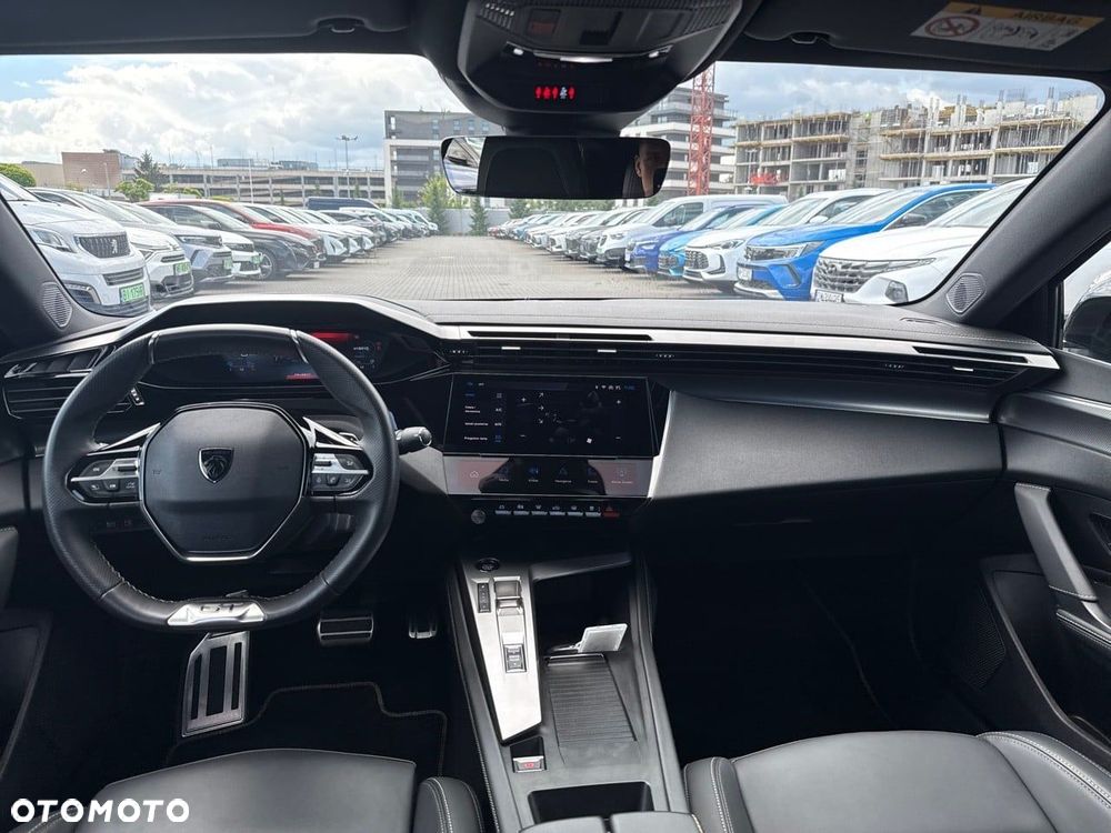 Peugeot 408 1.6 Plug-In Hybrid 225 GT EAT8 - 9