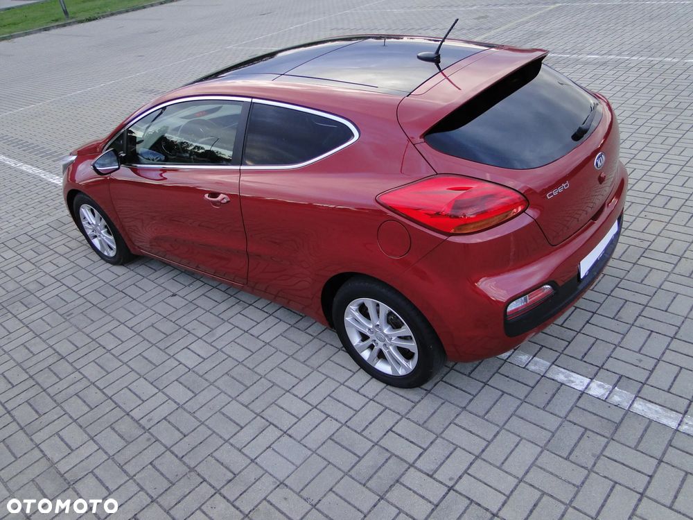 Kia ProCeed 1.6 GDI DCT Spirit - 11