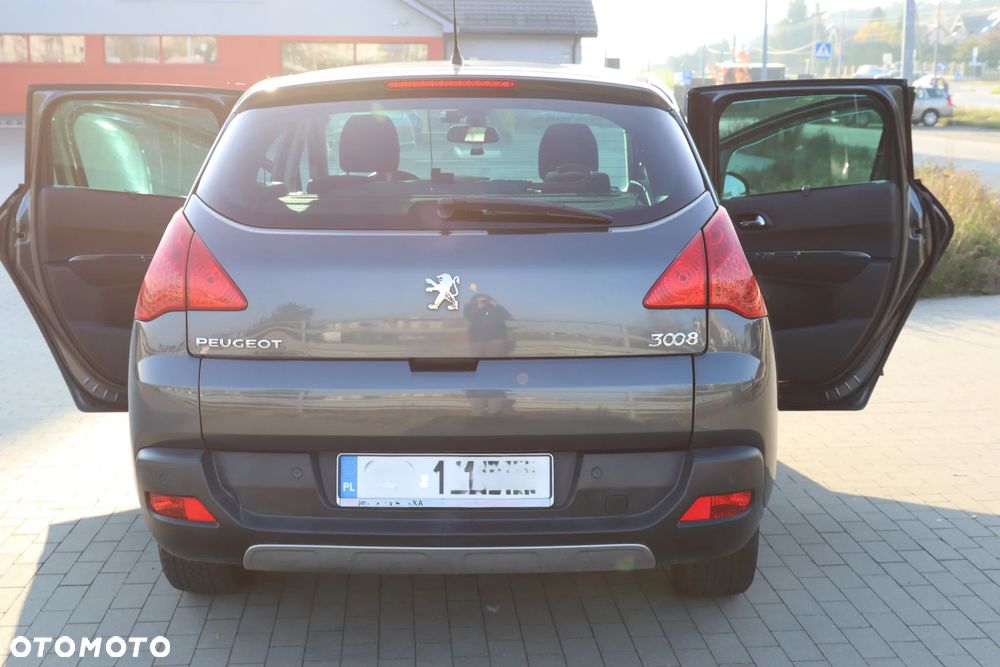 Peugeot 3008 1.6 HDi Premium - 6