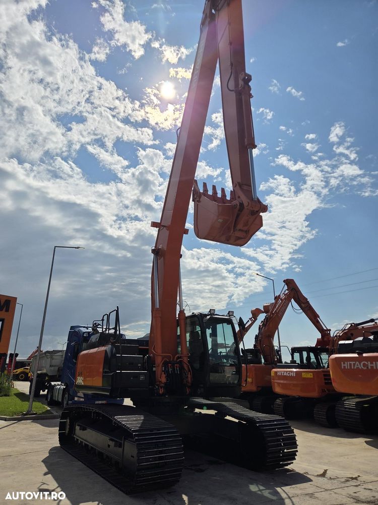 Hitachi BRATE LUNGI NOI la 18m, 2018, 9.033h, 3 pompe hidr HITACHI, masa operationala arpx 35t, senile LATE 90% ok, doar 1.200h deplasare, camera spate, Consum mediu 16l/h, REVIZII MOTOR SI HIDR EFECTUATE, posibilitate leasing, PROMOTIE 119.500 EUR+Tva - 10