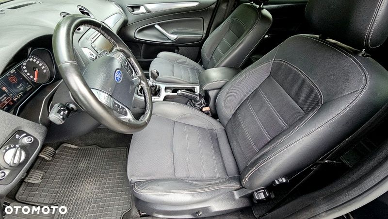 Ford Mondeo 2.0 TDCi Titanium X - 23