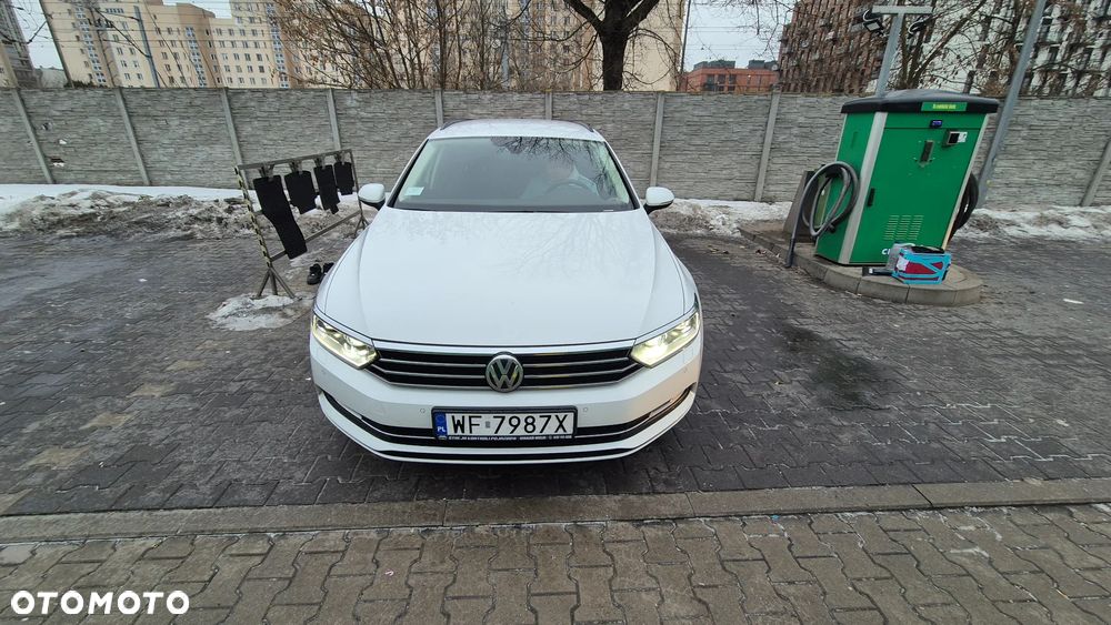 Volkswagen Passat 2.0 TDI BMT Comfortline - 10
