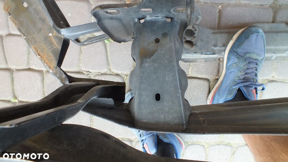 Belka zderzaka przedniego Crafter II Man - 8