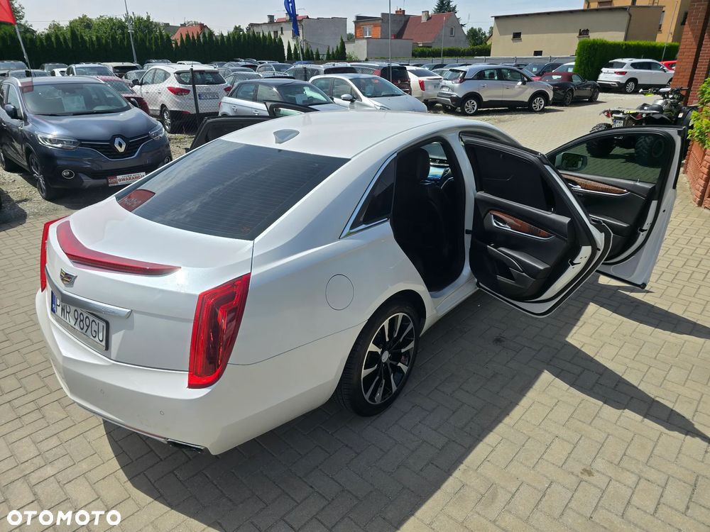 Cadillac XTS - 38