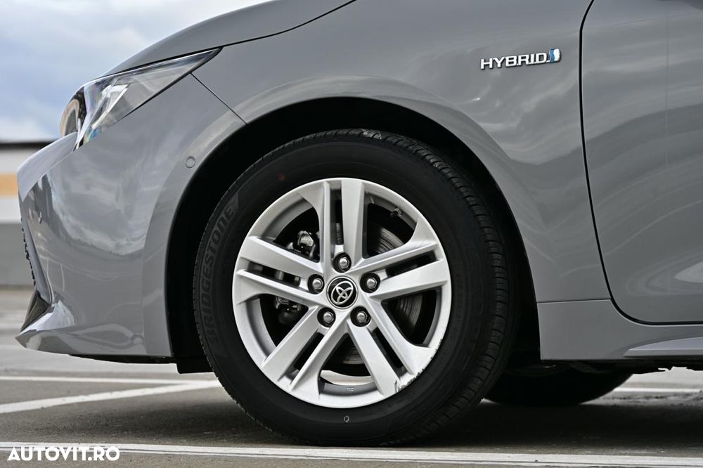 Toyota Corolla 1.8 Hybrid Business Edition - 15