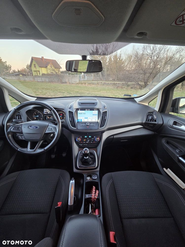 Ford C-MAX 1.5 TDCi Titanium - 4
