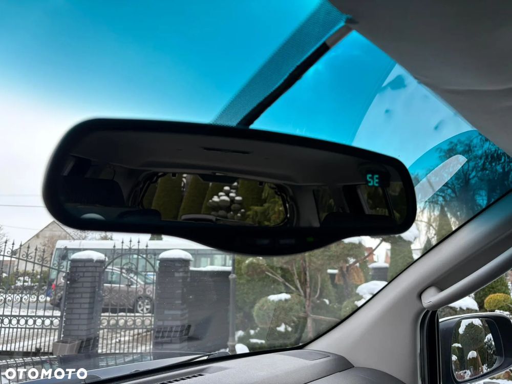 Nissan Pathfinder 2.5 DCi Comfort - 12