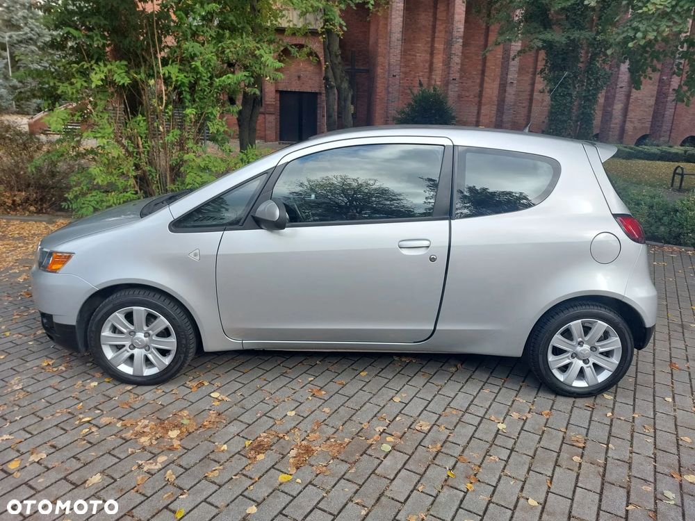 Mitsubishi Colt 2009 photo 5
