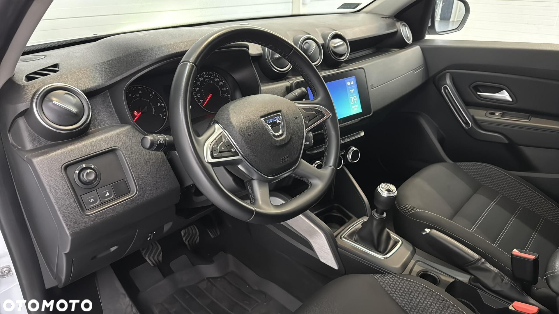 Dacia Duster 1.0 TCe Prestige - 11