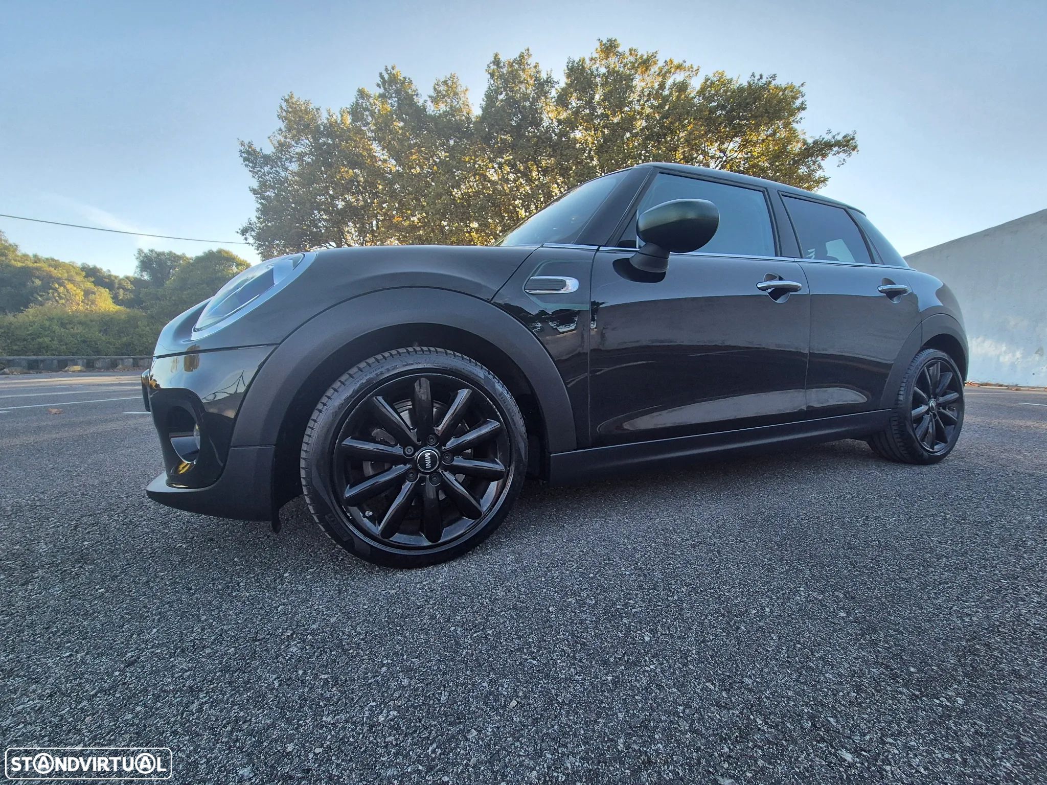 MINI 5 Portas Cooper 4Business Plus Auto - 1
