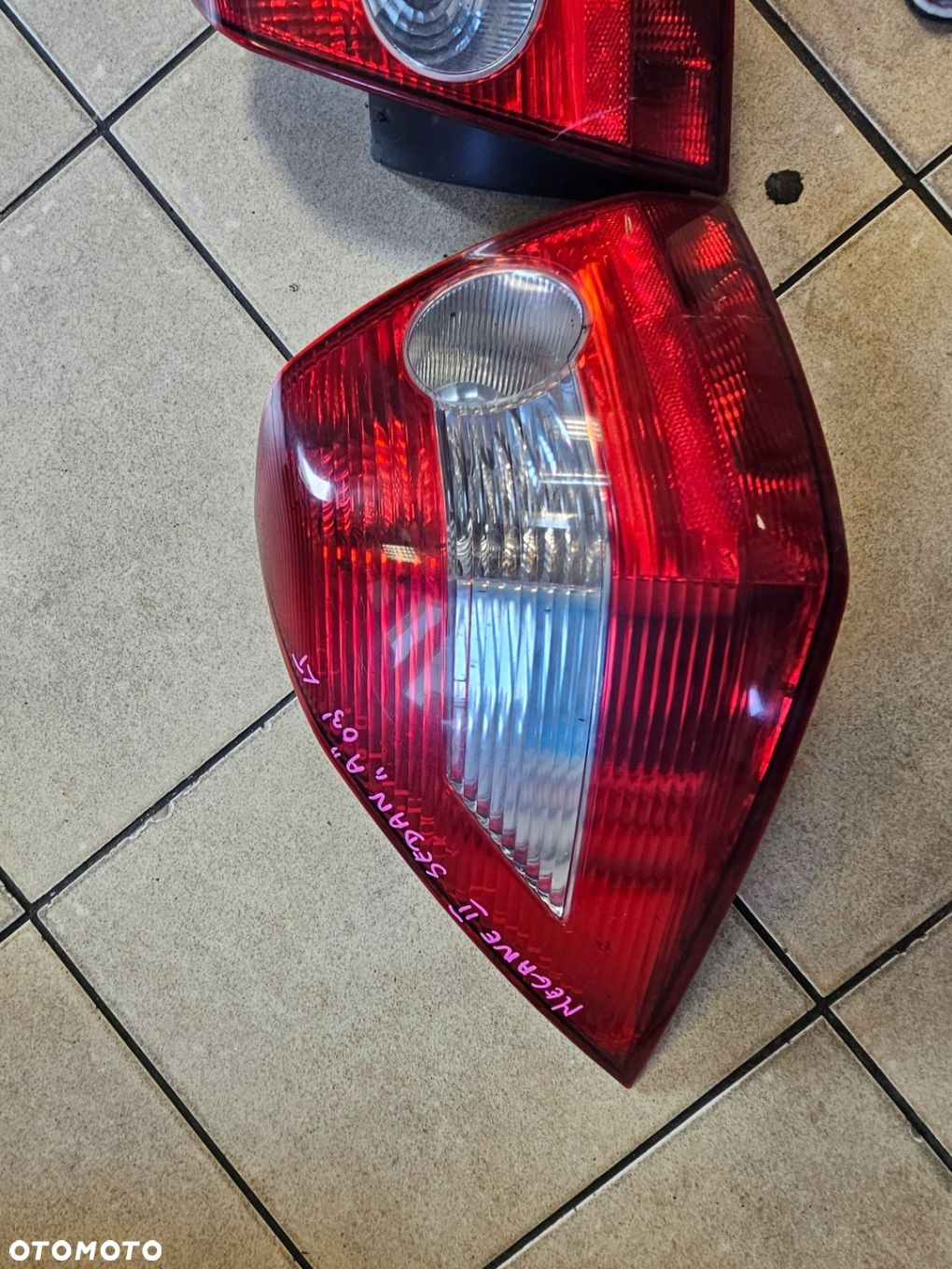 LAMPA LEWY PRAWY TYŁ RENAULT MEGANE II 03 EU SEDAN - 5