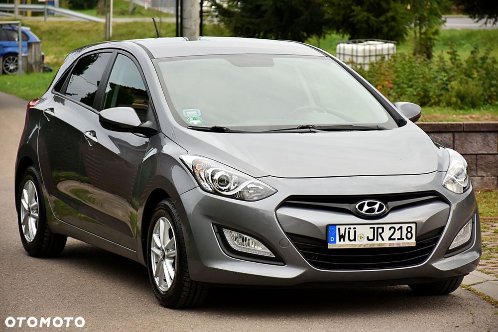 Hyundai i30 1.4 Premium - 1