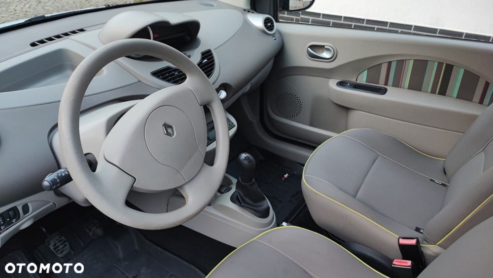 Renault Twingo dCi 75 Expression - 8