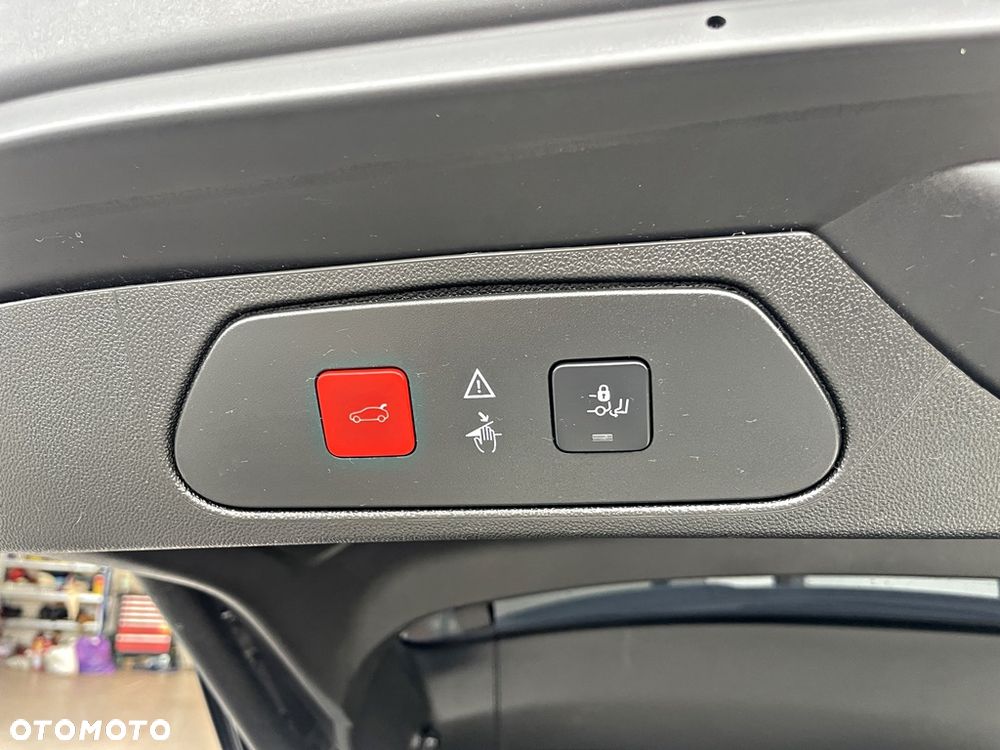 Opel Grandland X 1.2 Start/Stop Business INNOVATION - 33