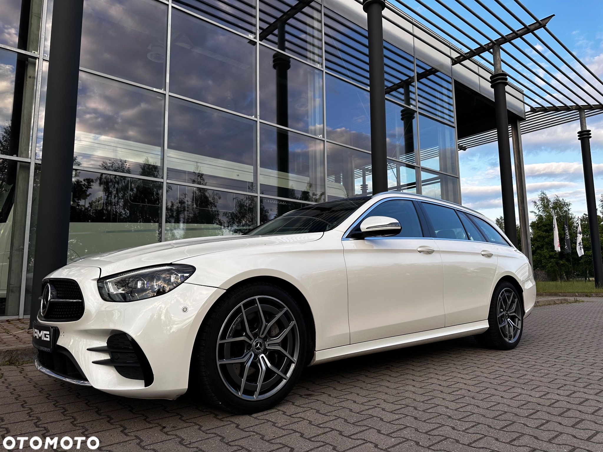 Mercedes-Benz Klasa E 220 d 4-Matic AMG/Avantgarde - 1