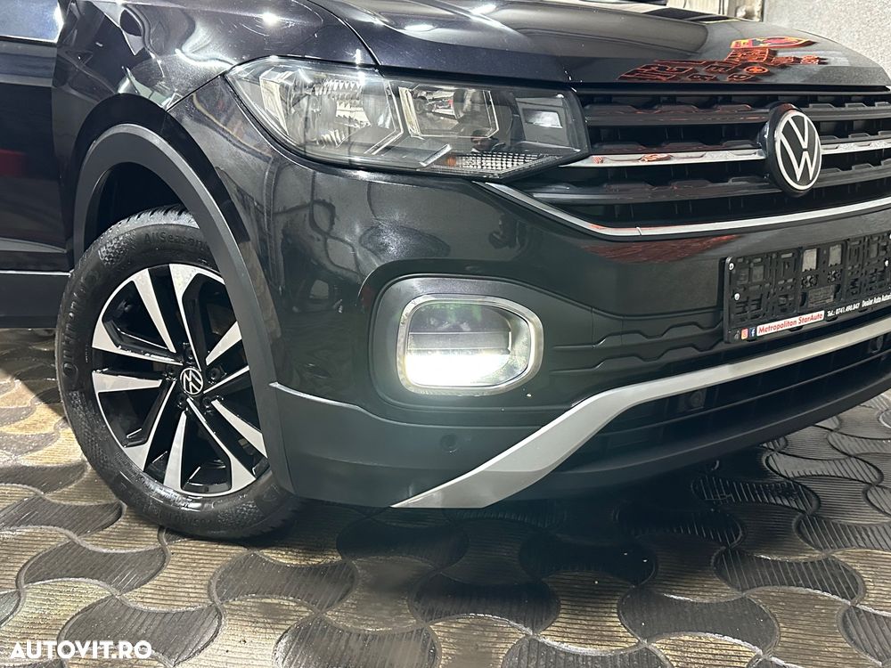 Volkswagen T-Cross - 13