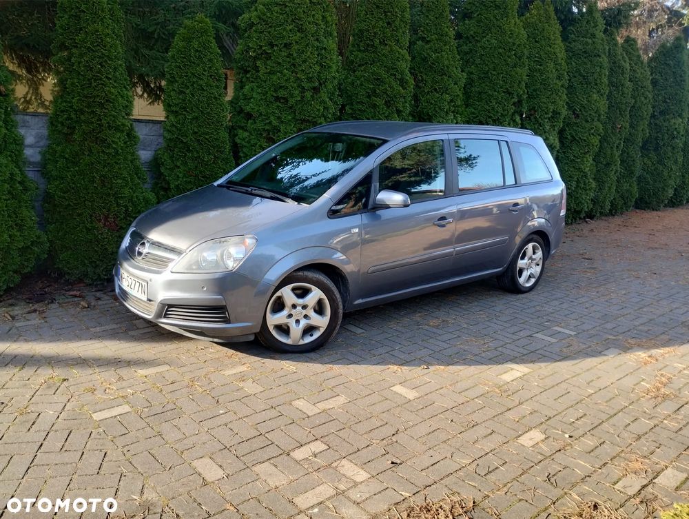 Opel Zafira 1.9 CDTI Essentia - 8