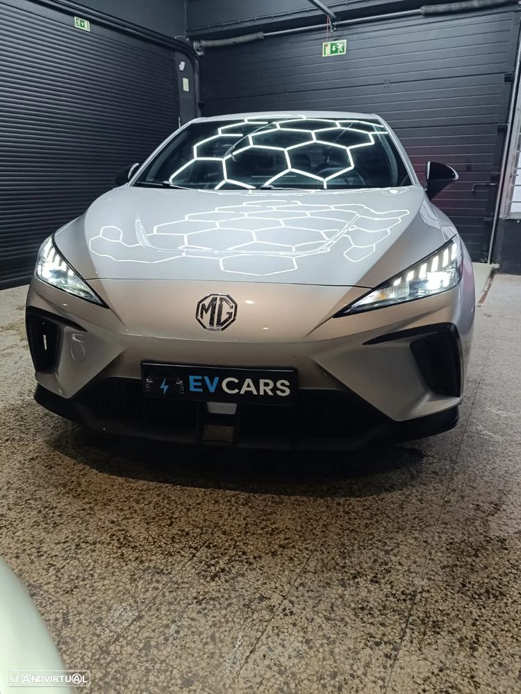 MG MG4 4 Luxury 64 kWh - 2