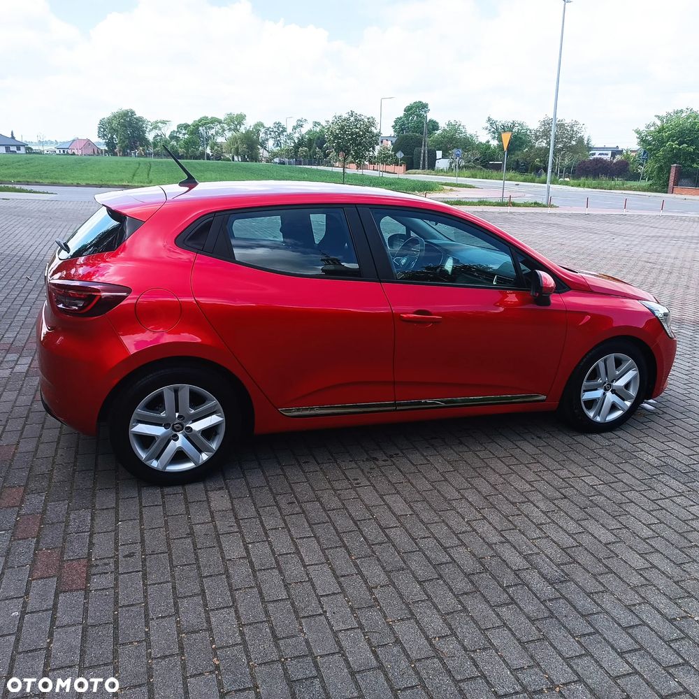 Renault Clio - 12
