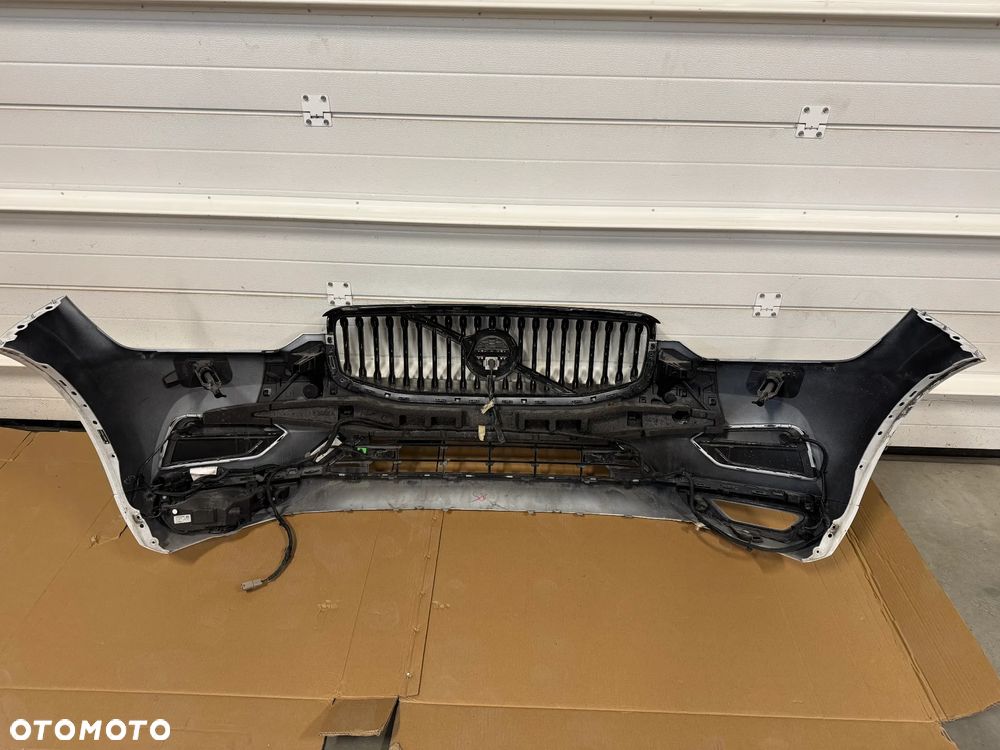 VOLVO XC 60 II ZDERZAK PRZÓD PRZEDNI 4PDC 707 - 6