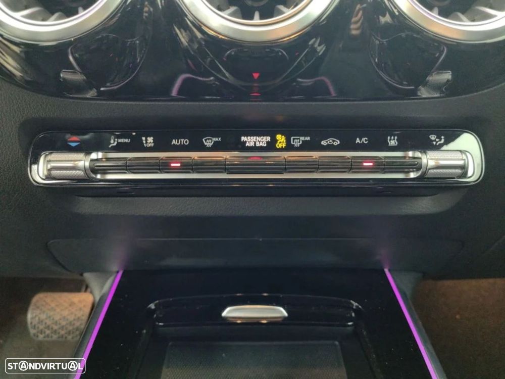 Mercedes-Benz EQA - 10