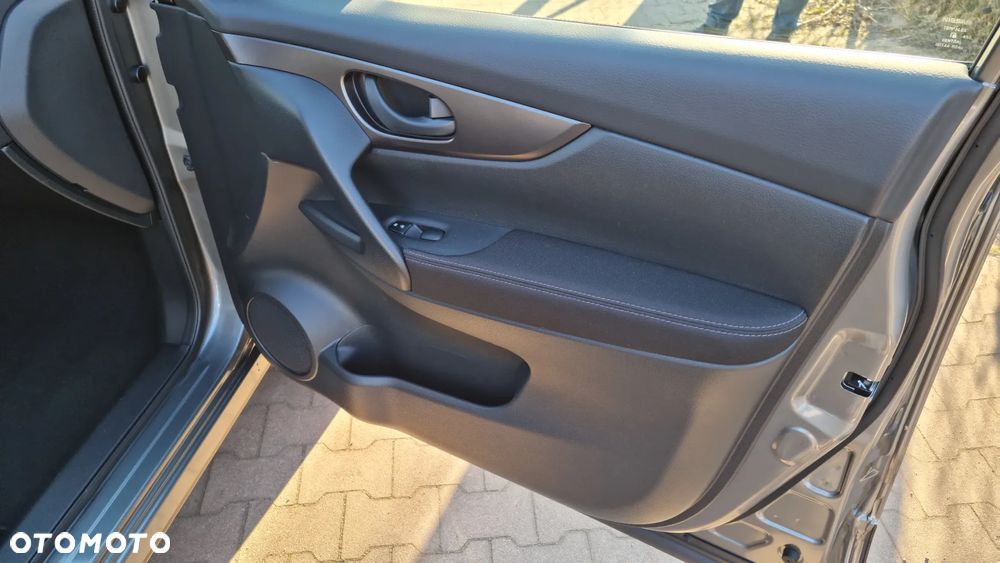 Nissan Qashqai - 27