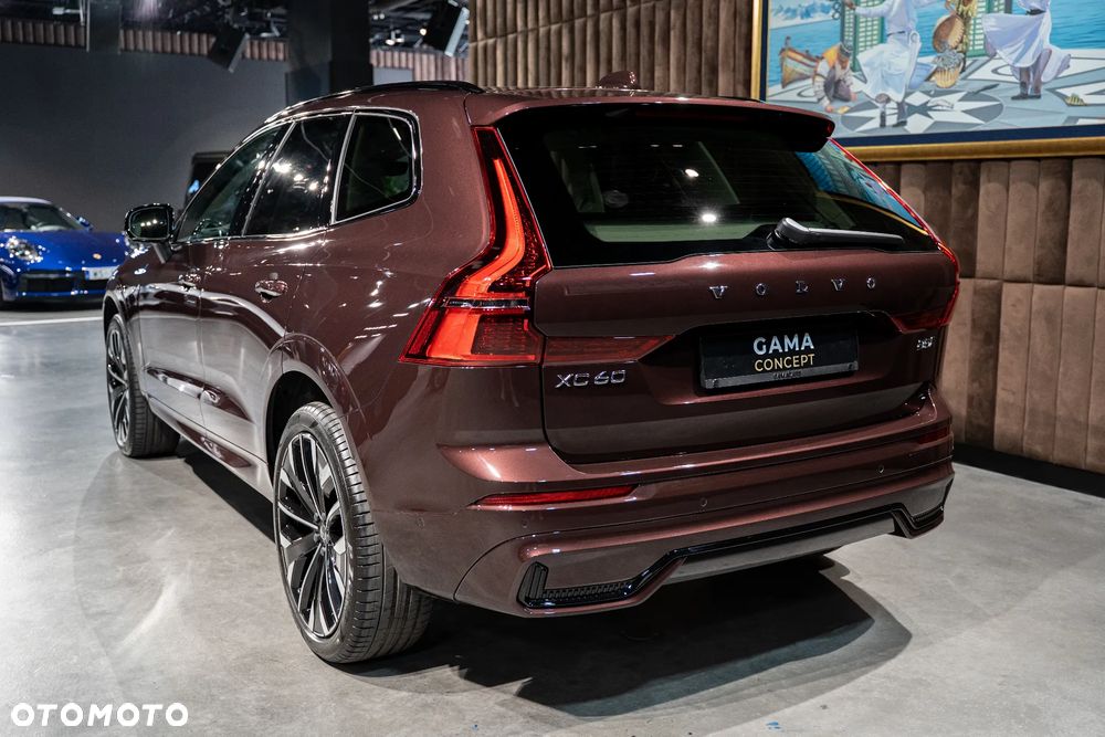 Volvo XC 60 B5 B AWD Ultra Dark - 7