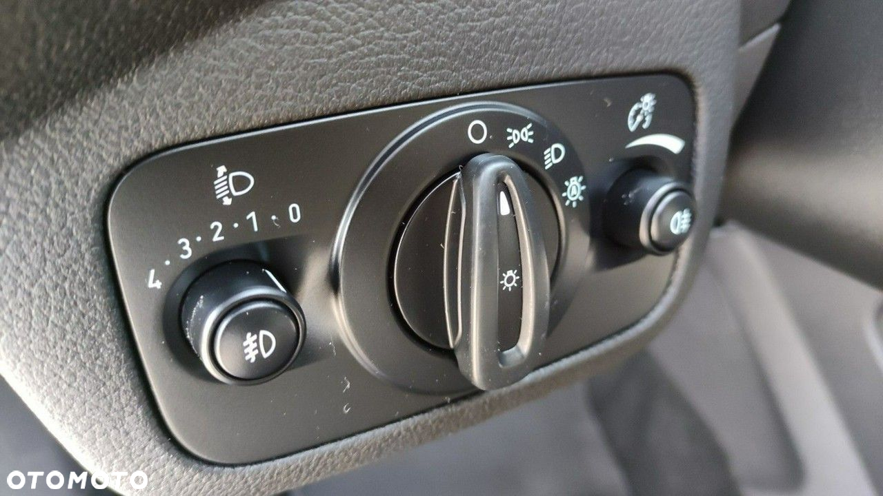 Ford Grand C-MAX - 20