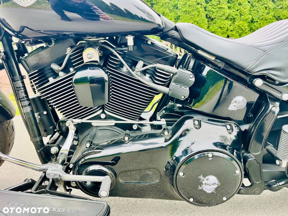 Harley-Davidson Softail Slim - 18