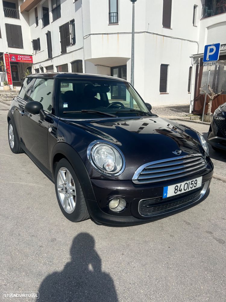 MINI 3 Portas One D - 9