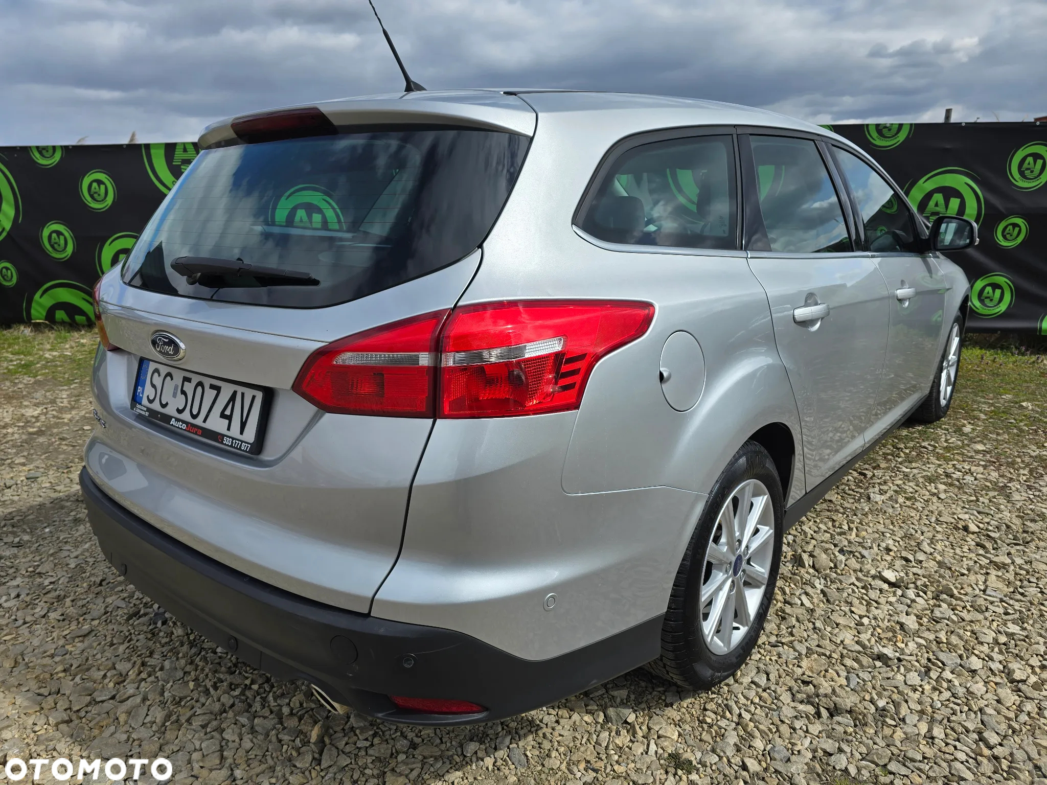 Ford Focus 2.0 TDCi Titanium ASS - 11