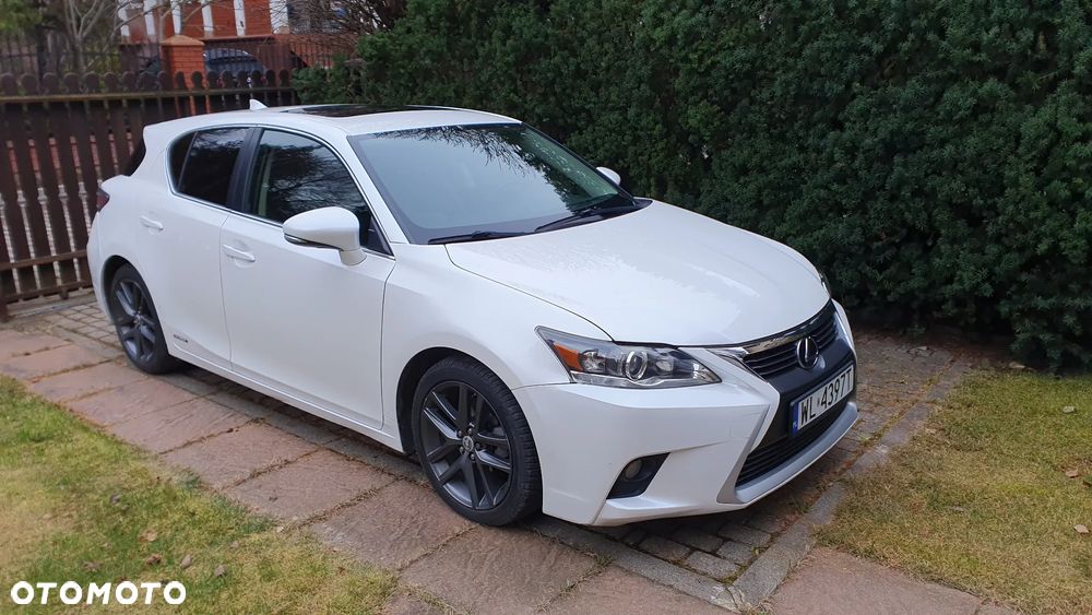Lexus CT - 2
