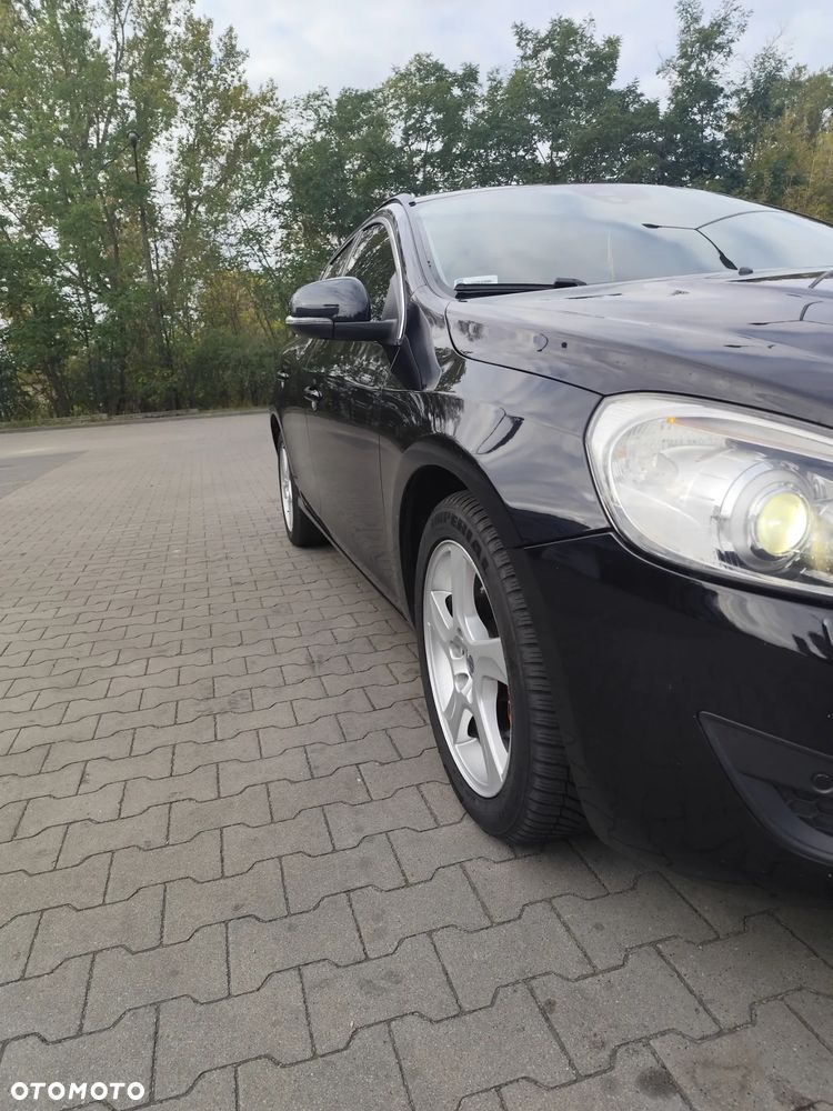 Volvo V60 - 4