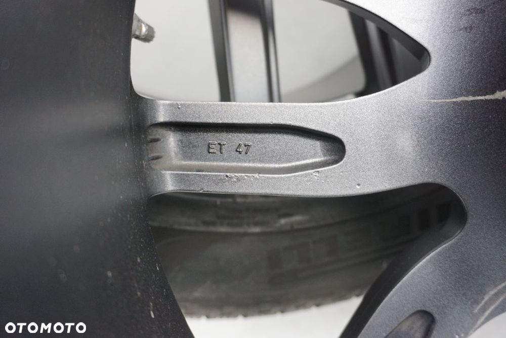 Land Rover 5x120 20 8,5J et47 Pirelli 255 55 20 - 10