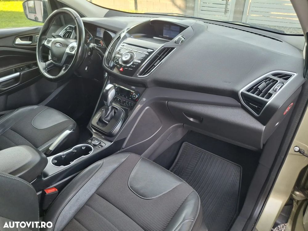 Ford Kuga 2.0 TDCi 4x4 Aut. Titanium - 8