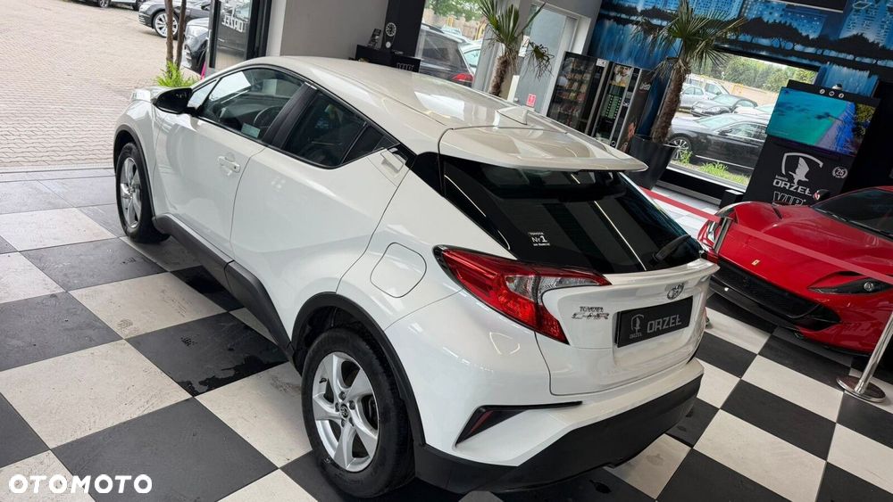 Toyota C-HR - 8