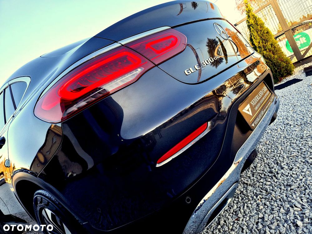 Mercedes-Benz GLC GLC-Coupe 300 de 4Matic 9G-TRONIC Exclusive - 38