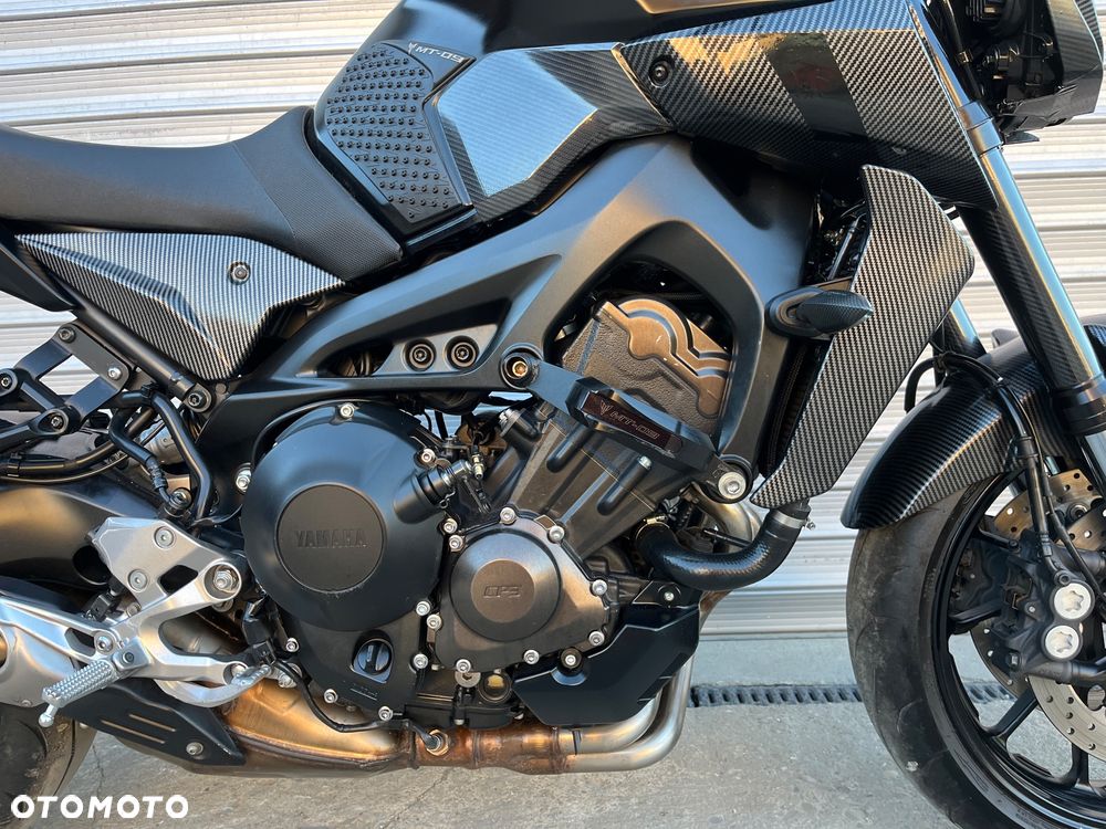 Yamaha MT - 22