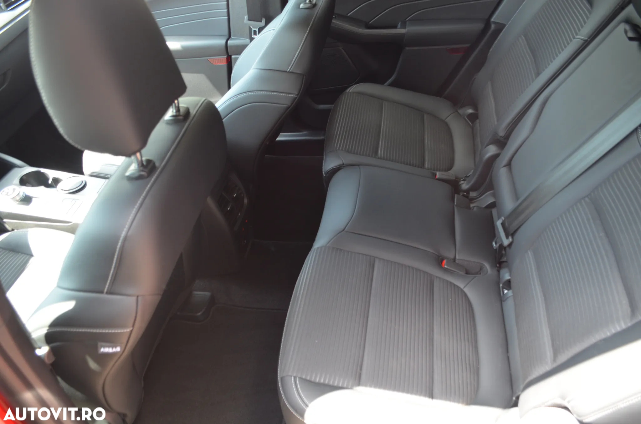 Ford Kuga 2.5 Duratec FWD FHEV Titanium - 5