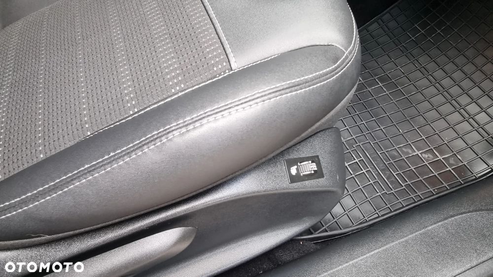 Peugeot 2008 PureTech 110 Stop&Start Style - 17