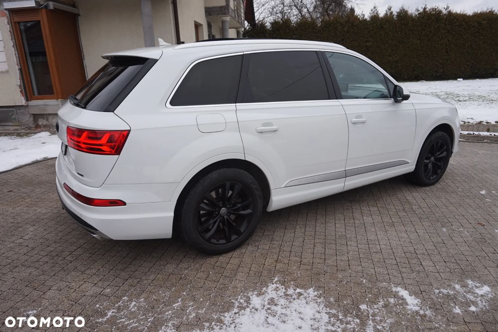 Audi Q7 - 15