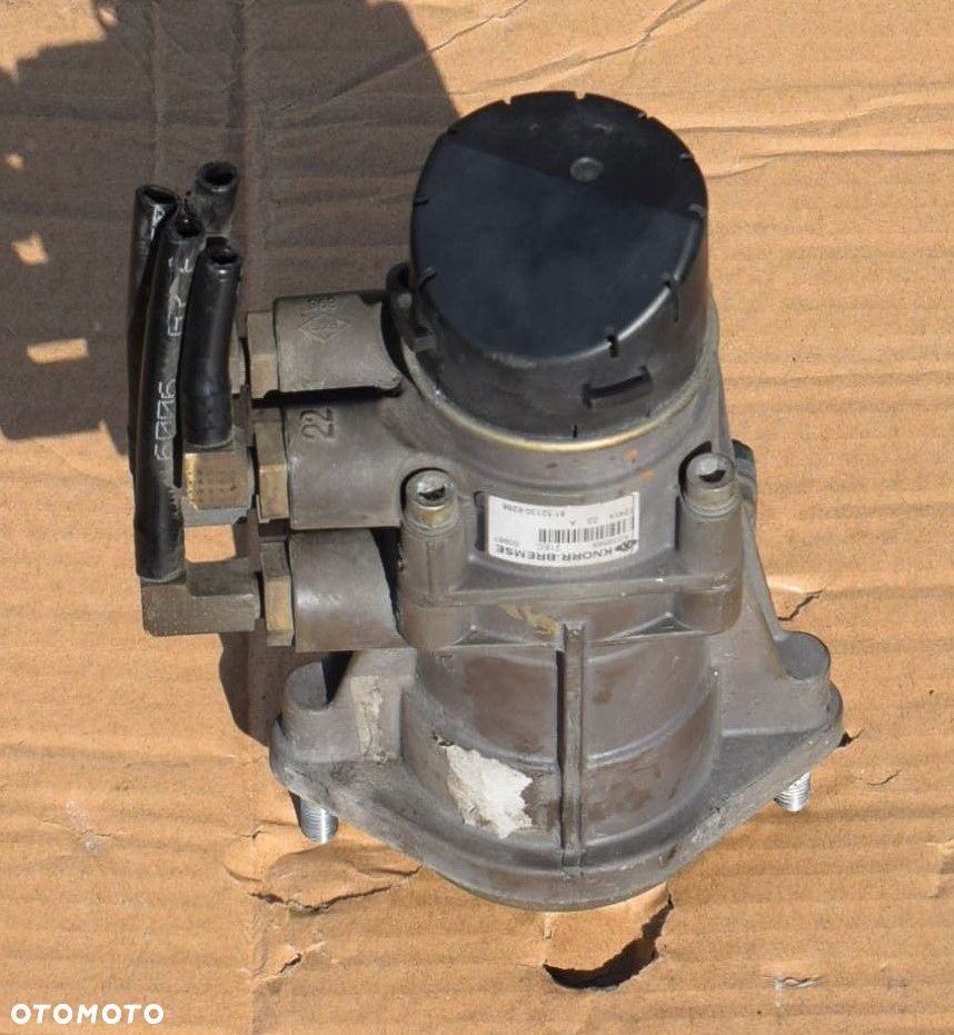 ZAWÓR GŁÓWNY HAMULCA POD PEDAŁ MAN TGA TGX TGS - 1