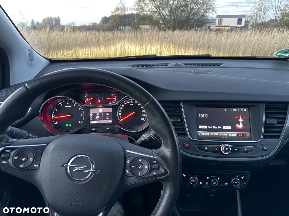 Opel Crossland - 13