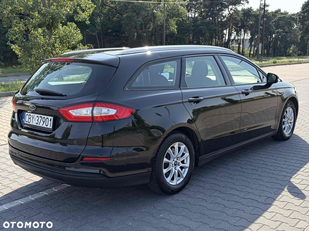 Ford Mondeo ver-2-0-tdci-start--stopp-powershift--aut-trend - 4